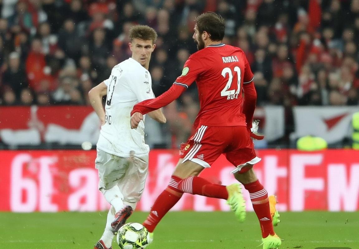 阿森纳欧冠五连胜终结拜仁！厄德高破门+高位逼抢战术制胜